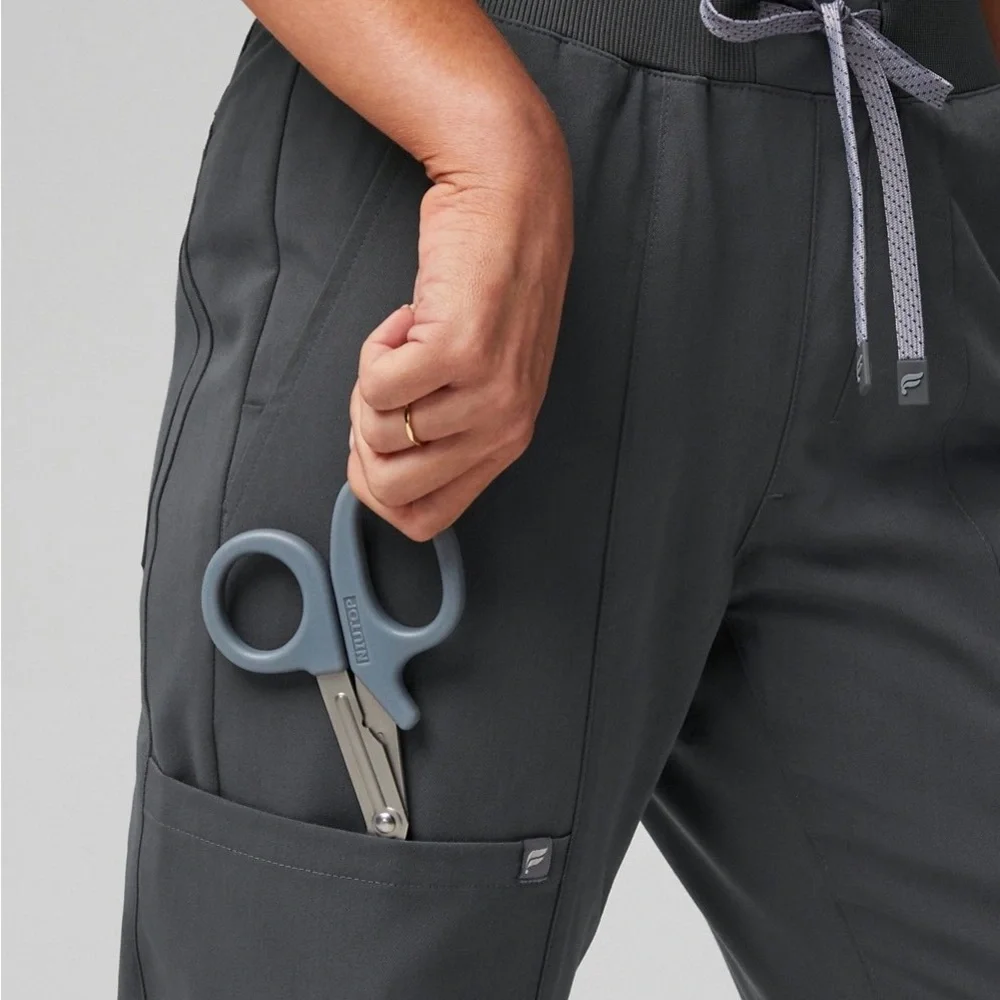 Fabletics Scrub Set - Picture 6 of 7